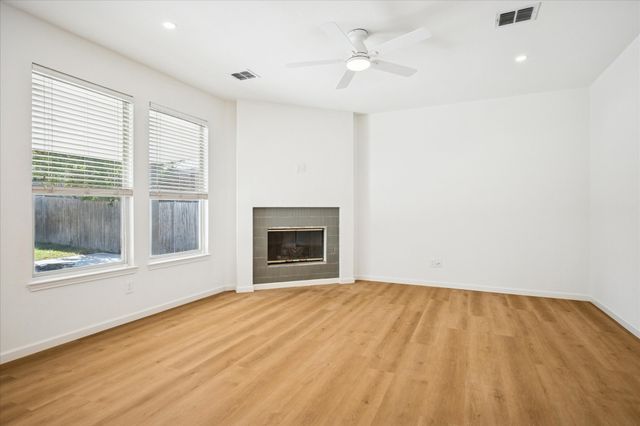 405 Indian Trail Road, Roanoke, TX 76262