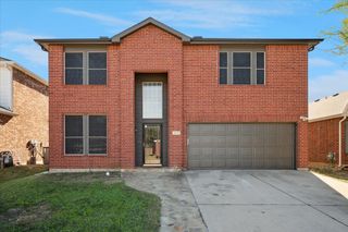 405 Indian Trail Road, Roanoke, TX 76262