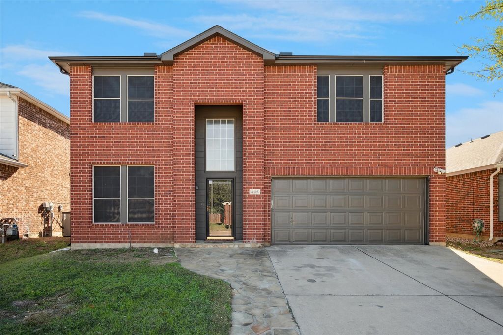 405 Indian Trail Road, Roanoke, TX 76262