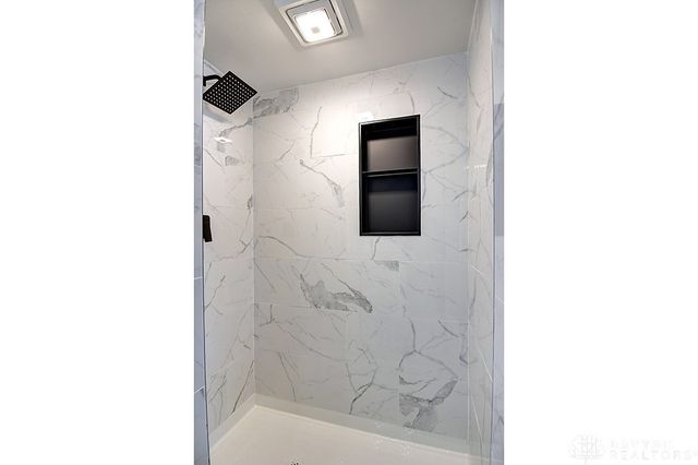 250 Hornwood Drive, Dayton, OH 45405