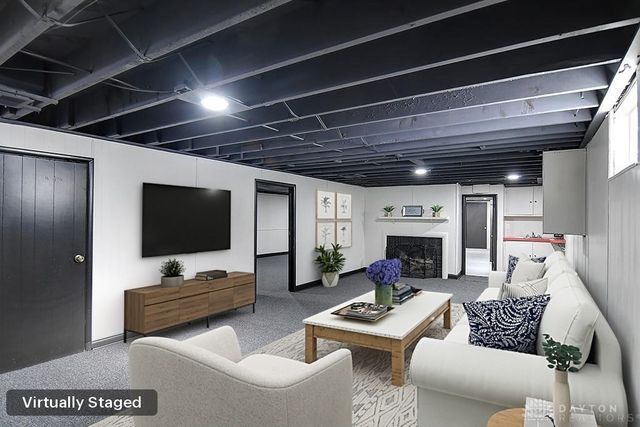 250 Hornwood Drive, Dayton, OH 45405