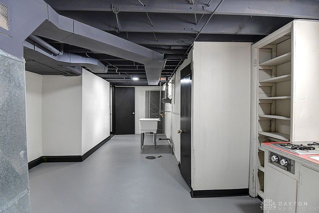 250 Hornwood Drive, Dayton, OH 45405