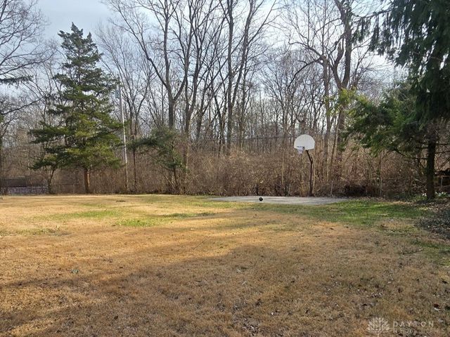 250 Hornwood Drive, Dayton, OH 45405