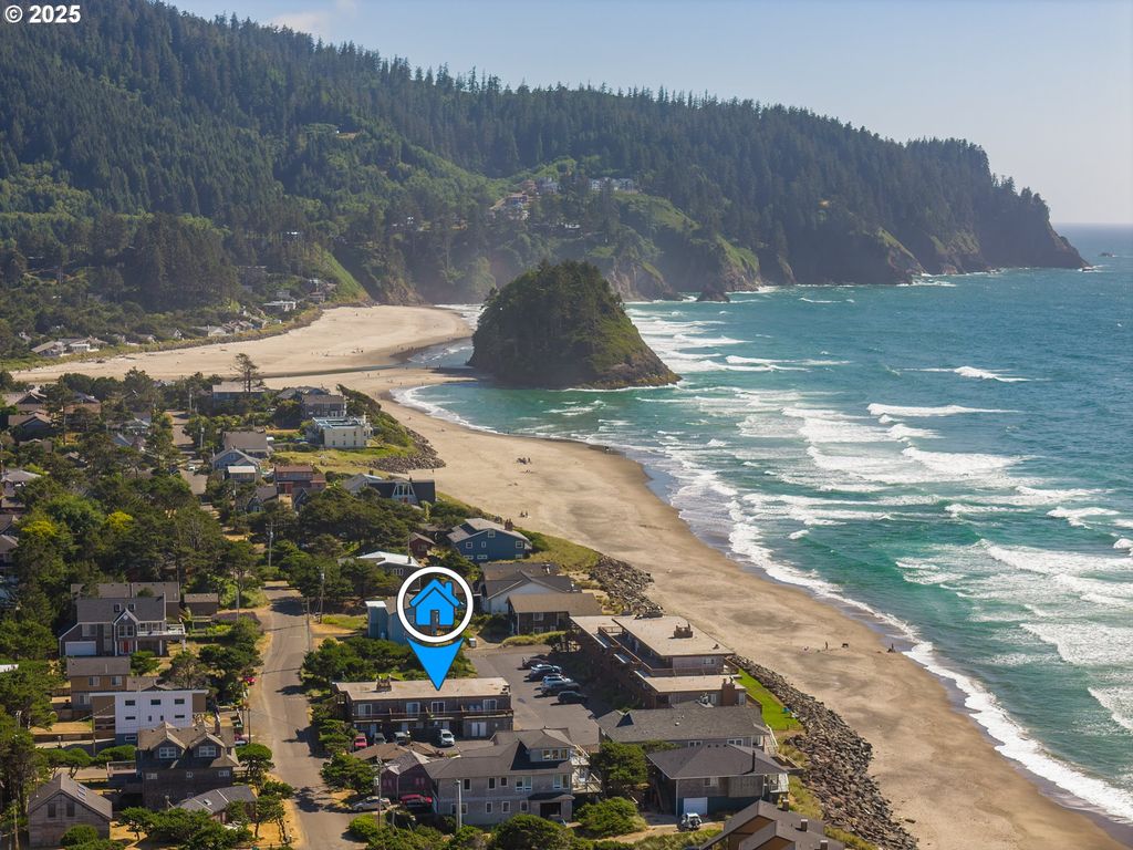 48250 BREAKERS Blvd 7, Neskowin, OR 97149