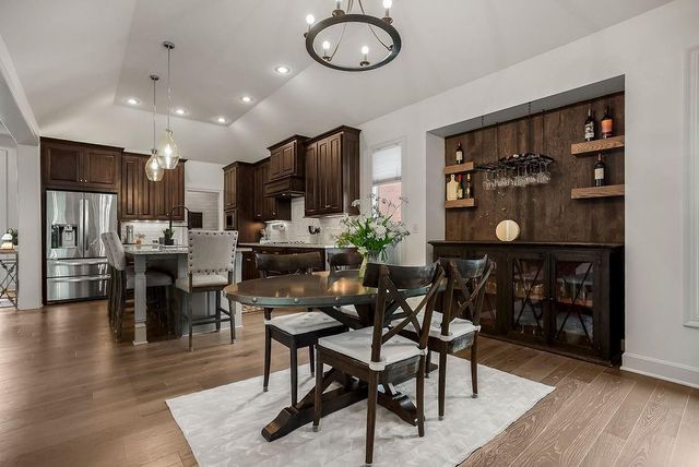 20507 W 80th Street, Shawnee, KS 66218