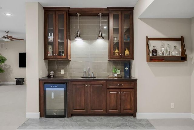 20507 W 80th Street, Shawnee, KS 66218