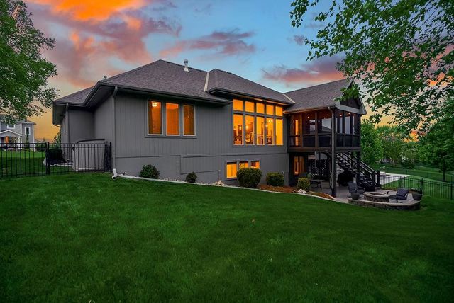 20507 W 80th Street, Shawnee, KS 66218