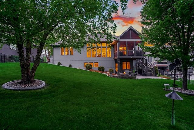 20507 W 80th Street, Shawnee, KS 66218