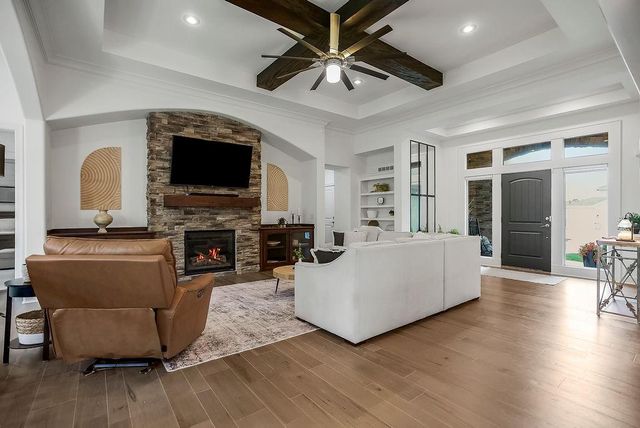 20507 W 80th Street, Shawnee, KS 66218