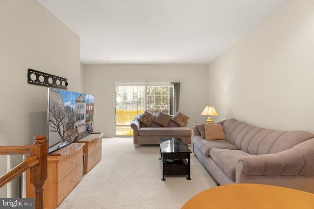 12511 HEYKENS LN, Bristow, VA 20136