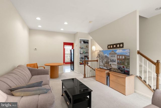 12511 HEYKENS LN, Bristow, VA 20136