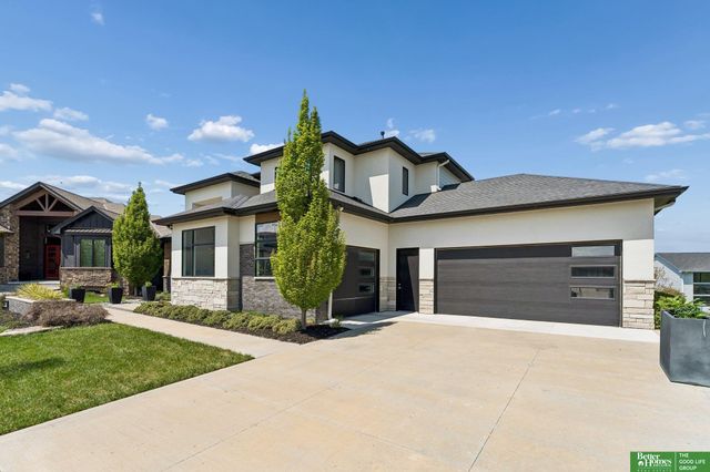 10208 S 183rd Avenue Circle, Omaha, NE 68136