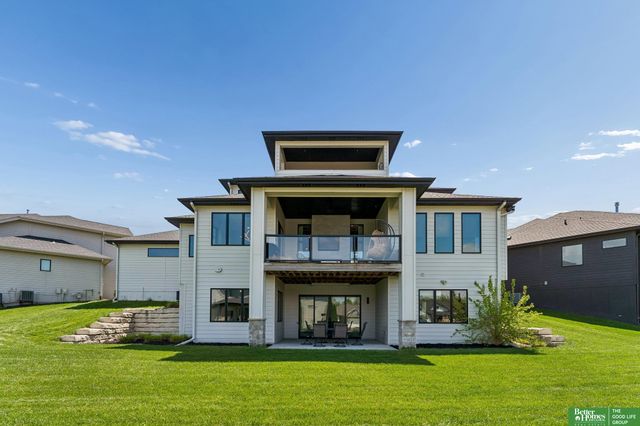 10208 S 183rd Avenue Circle, Omaha, NE 68136