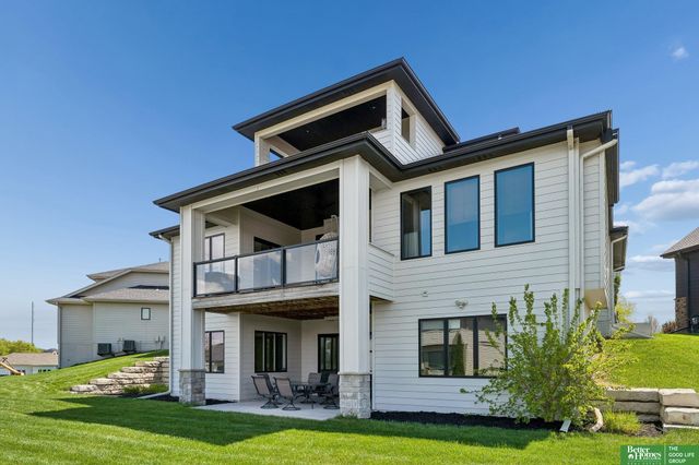10208 S 183rd Avenue Circle, Omaha, NE 68136