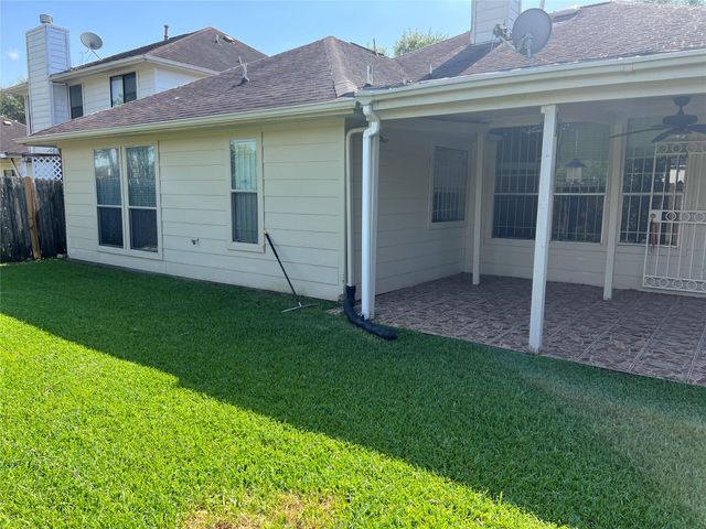 11815 Balmorhea Lane, Sugar Land, TX 77498