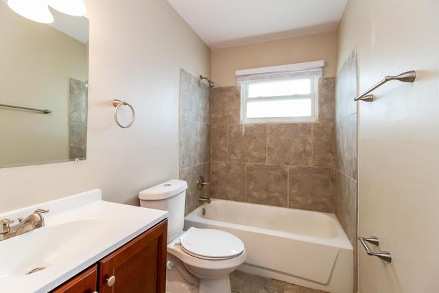 1880 Queensrowe Place, Columbus, OH 43227