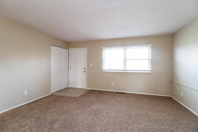 1880 Queensrowe Place, Columbus, OH 43227