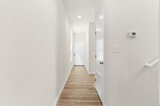 1962 E Crockett, San Antonio, TX 78202