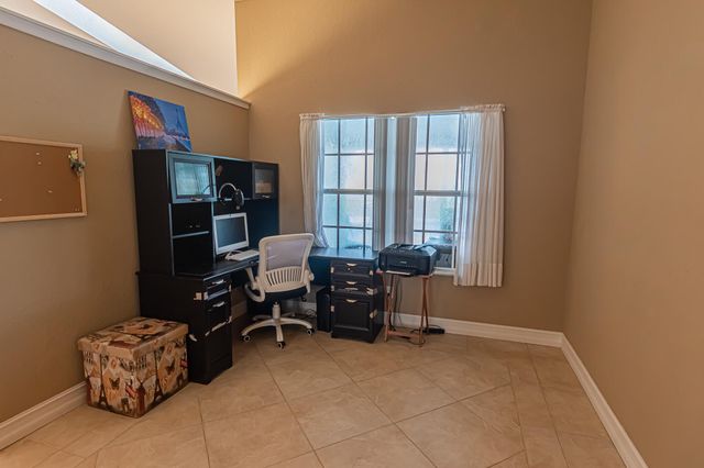 201 SW Parish Terrace, Port St Lucie, FL 34984