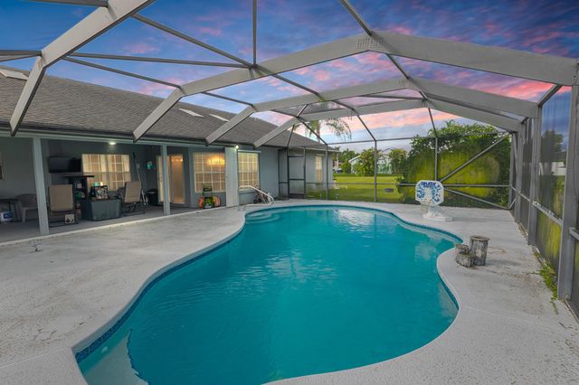 201 SW Parish Terrace, Port St Lucie, FL 34984