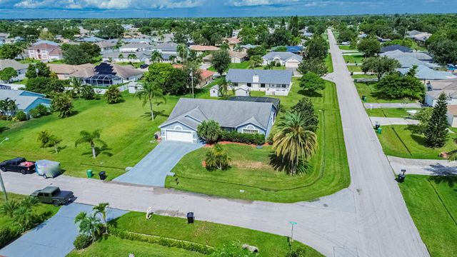 201 SW Parish Terrace, Port St Lucie, FL 34984