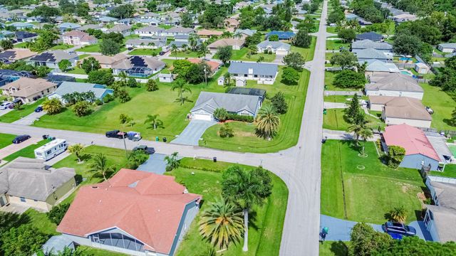 201 SW Parish Terrace, Port St Lucie, FL 34984