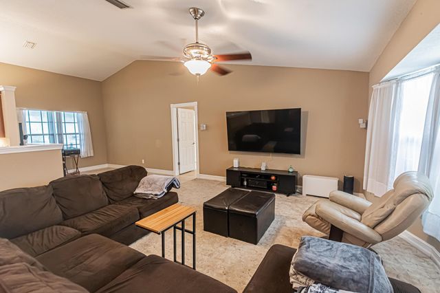 201 SW Parish Terrace, Port St Lucie, FL 34984