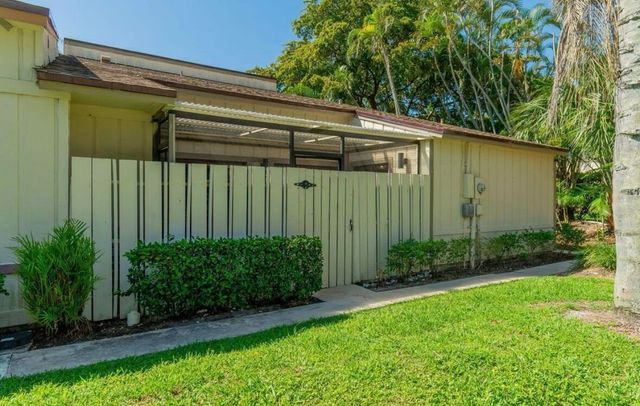 11892 STURBRIDGE Lane, Wellington, FL 33414