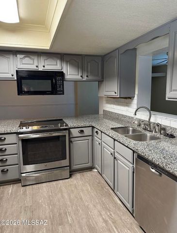 487 S Dusty Trail, Thatcher, AZ 85552