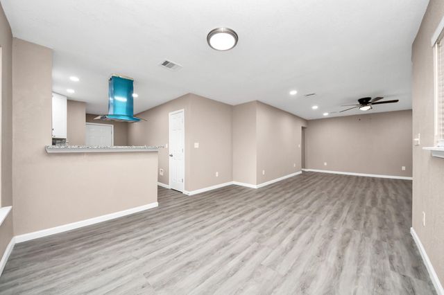 5879 Belcrest Street, Houston, TX 77033