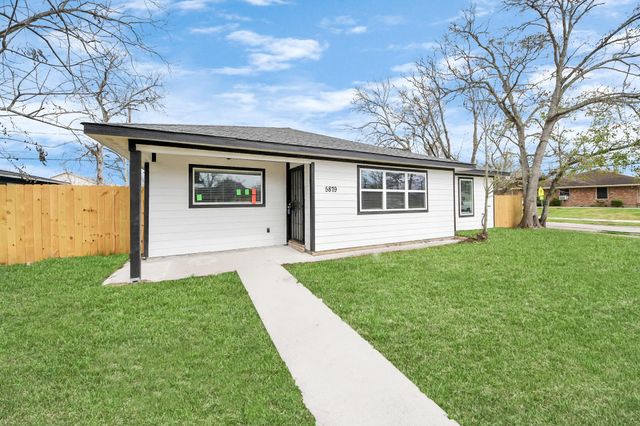 5879 Belcrest Street, Houston, TX 77033