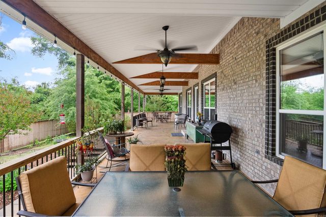 1512 Puritan Dr, Jacksonville, AR 72076