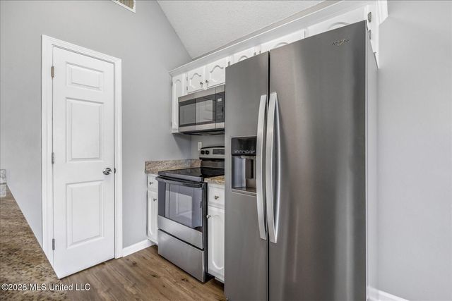 8193 Clubview Drive, Olive Branch, MS 38654