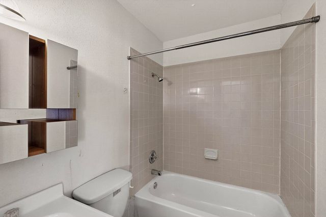 7637 Val Verde Drive, Fort Worth, TX 76133
