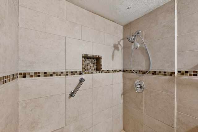 7637 Val Verde Drive, Fort Worth, TX 76133
