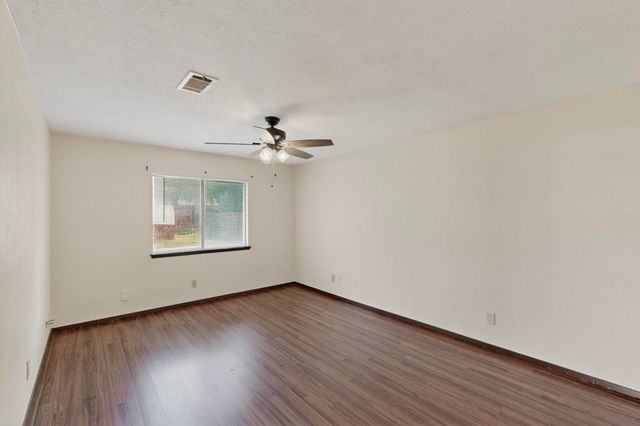 7637 Val Verde Drive, Fort Worth, TX 76133
