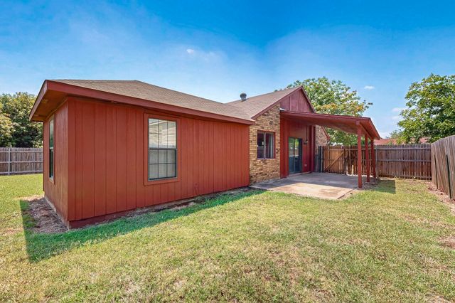 7637 Val Verde Drive, Fort Worth, TX 76133