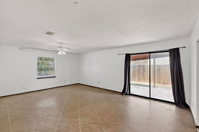 7637 Val Verde Drive, Fort Worth, TX 76133