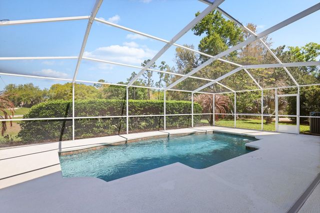 3202 FOX SQUIRREL LANE, Valrico, FL 33596