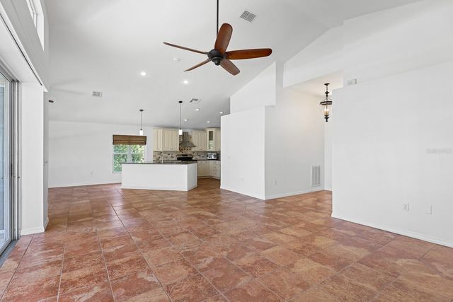 3202 FOX SQUIRREL LANE, Valrico, FL 33596