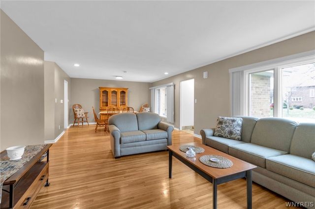 196 Hartford Avenue, Tonawanda, NY 14223