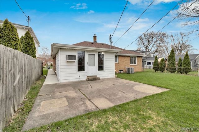 196 Hartford Avenue, Tonawanda, NY 14223