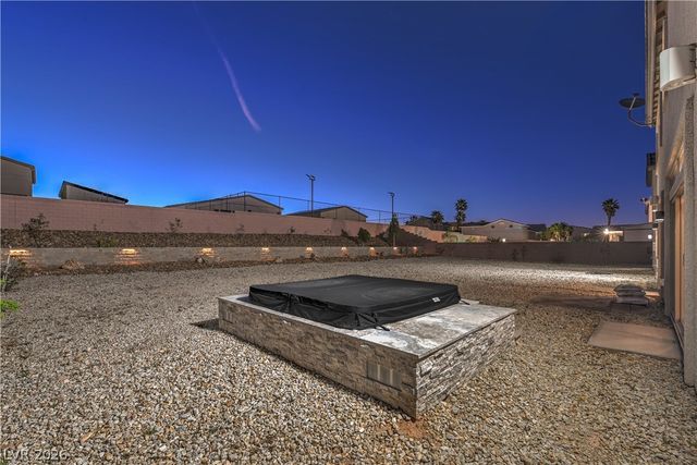 8753 Mann Street, Las Vegas, NV 89139