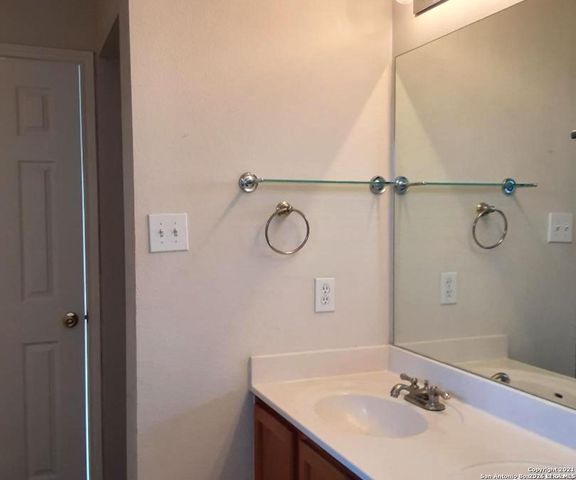 7307 Tamburo Trl, San Antonio, TX 78266