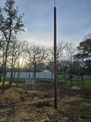 208 Cavalier LN, Liberty Hill, TX 78642