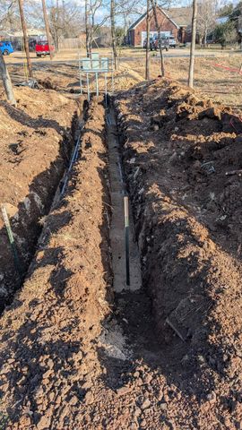 208 Cavalier LN, Liberty Hill, TX 78642