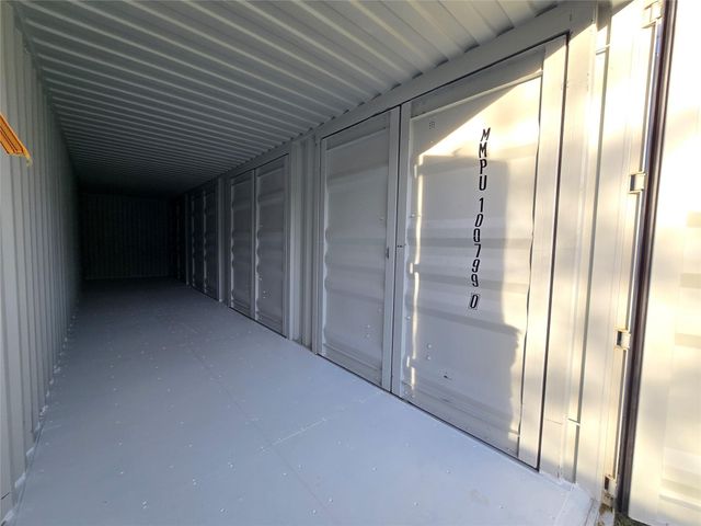 208 Cavalier LN, Liberty Hill, TX 78642