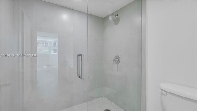 555 NE 34th St 607, Miami, FL 33137