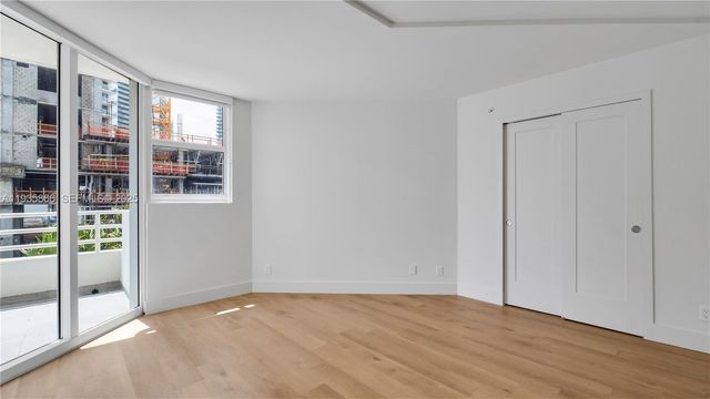 555 NE 34th St 607, Miami, FL 33137