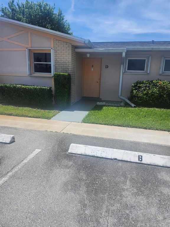 2689 Dudley Drive W D, West Palm Beach, FL 33415
